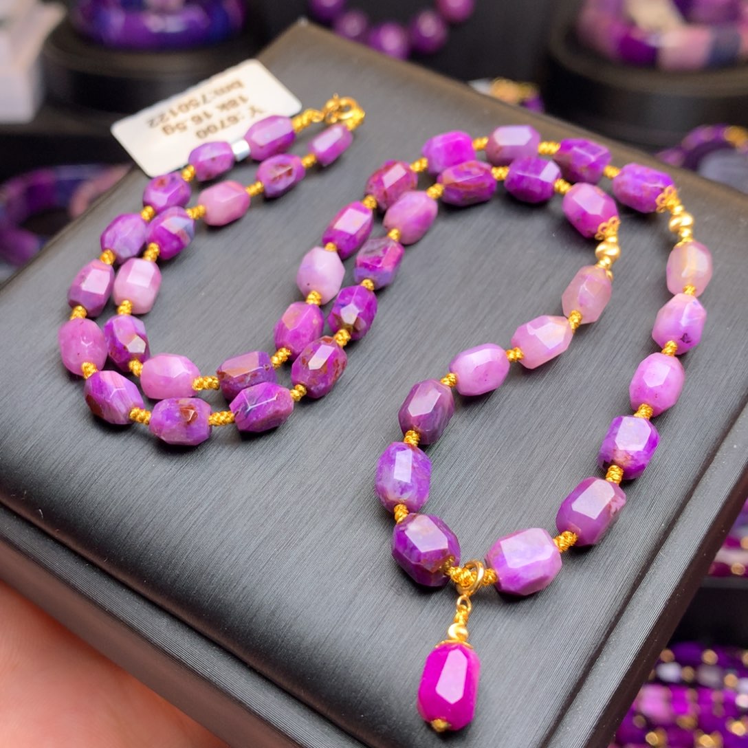 苏纪石（舒俱来）项链18K金镶嵌