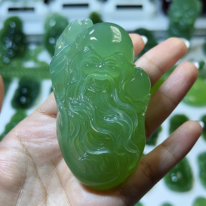蛇纹石玉手把件未镶嵌盛**年