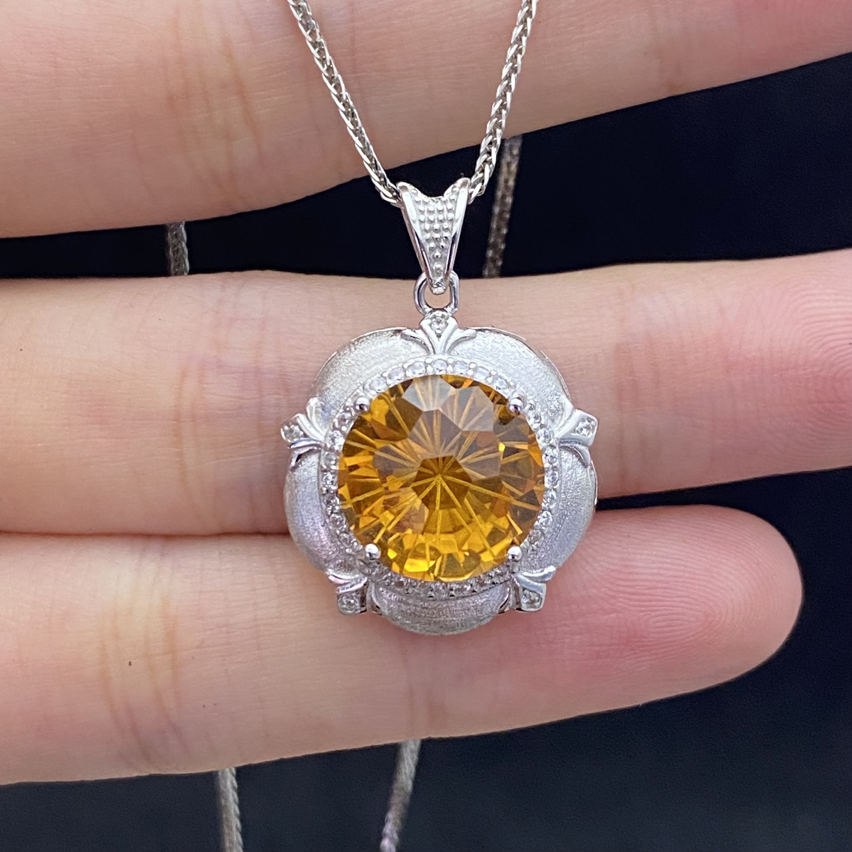 烟花切工 天然暴力黄黄水晶吊坠不含链s925银 轻奢精致创意百搭P