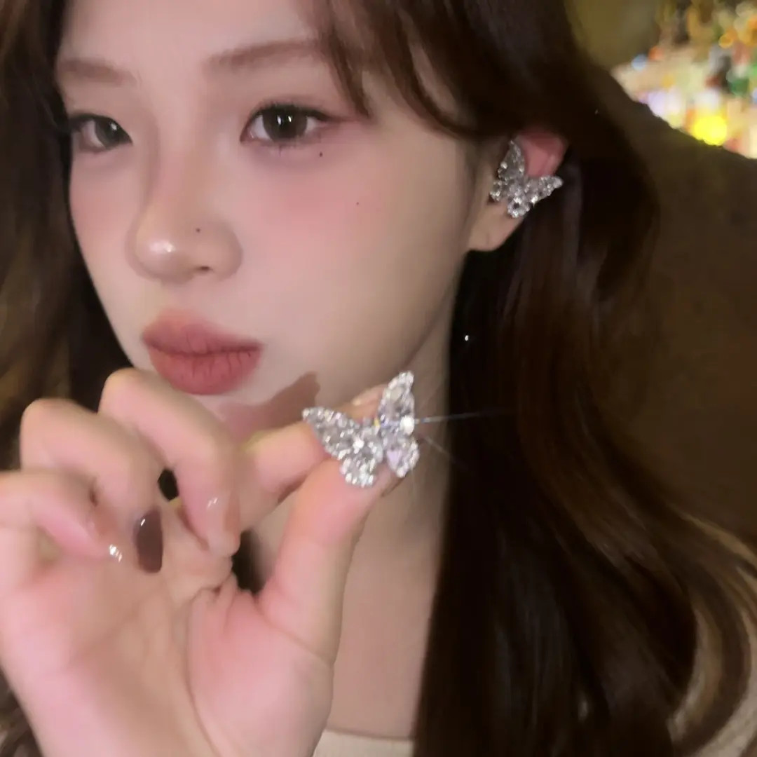 铜合金仿珍珠耳饰 超仙满钻蝴蝶耳夹女精灵无耳洞耳骨夹耳环