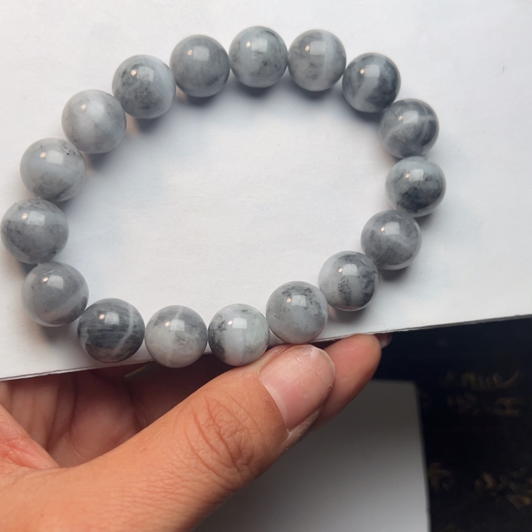 翡翠颈饰未镶嵌翡翠手串