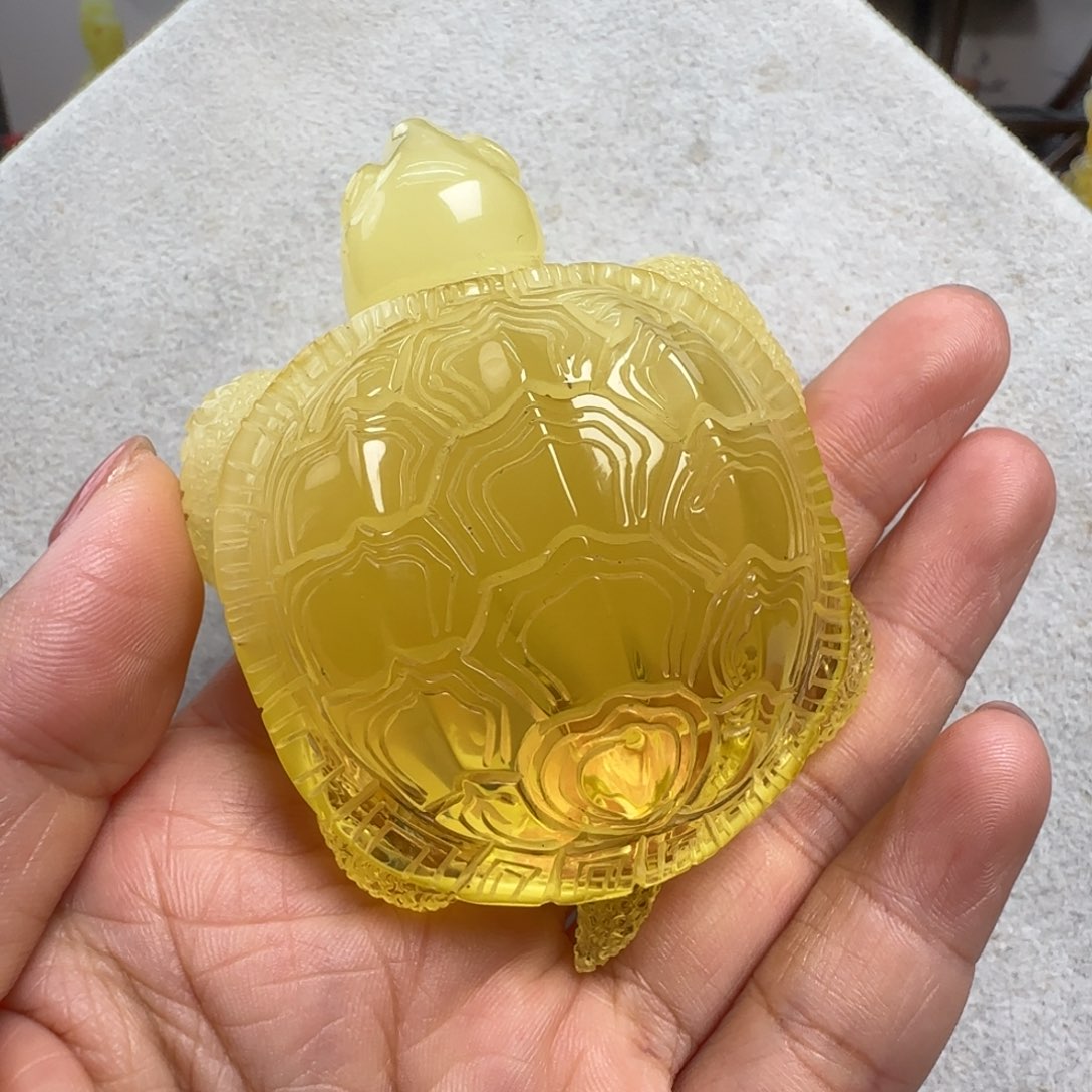 蜜蜡未镶嵌珠宝奇石