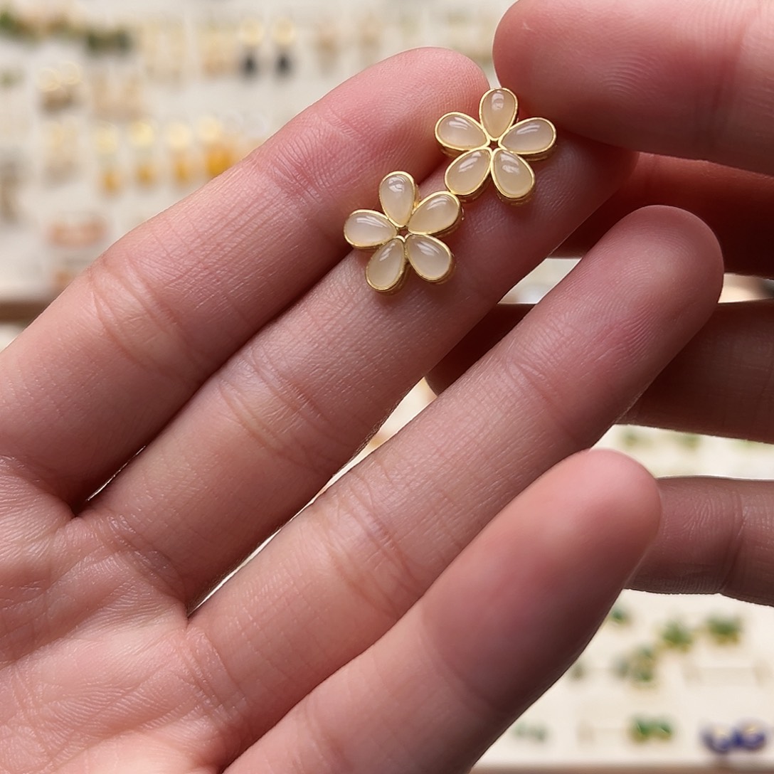 银S925镀金镶嵌和田玉耳钉