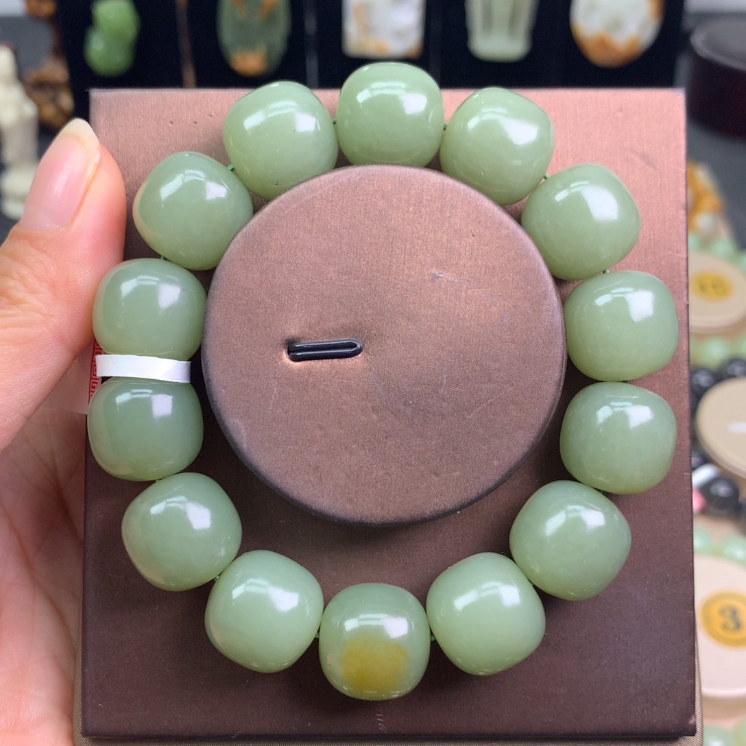 和田玉未镶嵌手链