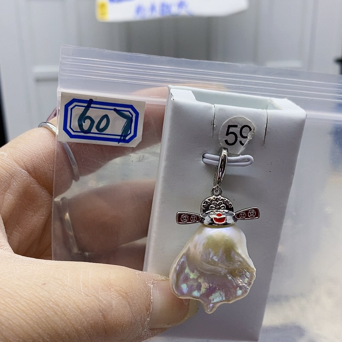 颈饰合金淡水珍珠
