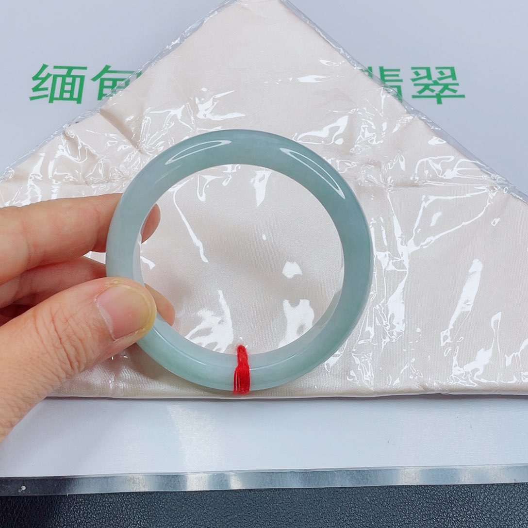 翡翠手镯未镶嵌&****1