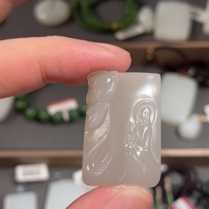 和田玉（糖玉）未镶嵌挂件