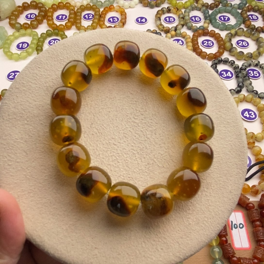 半***月蛇纹石玉未镶嵌手串