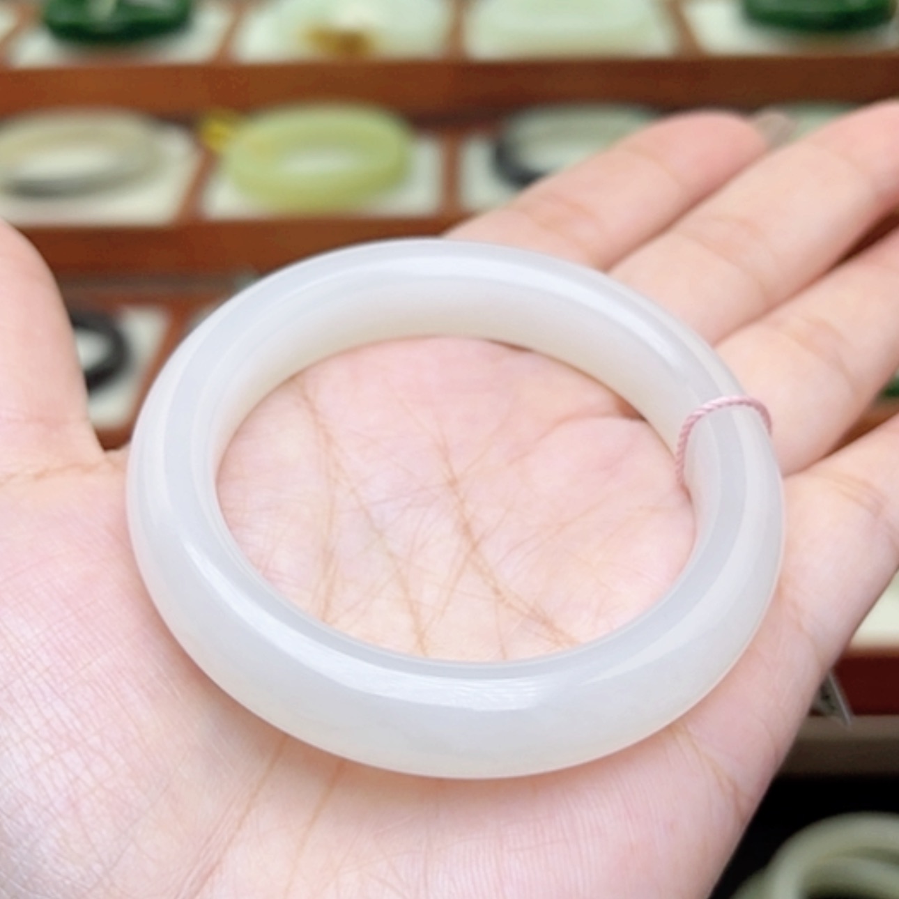 【闪购商品】和田玉手镯未镶嵌