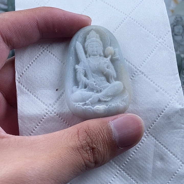 定制翡翠未镶嵌吊坠