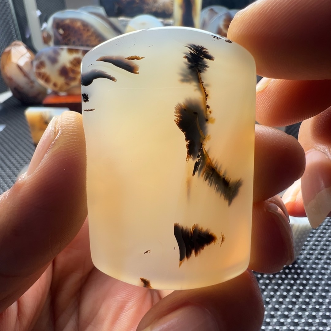 未镶嵌玛瑙/玉髓珠宝奇石