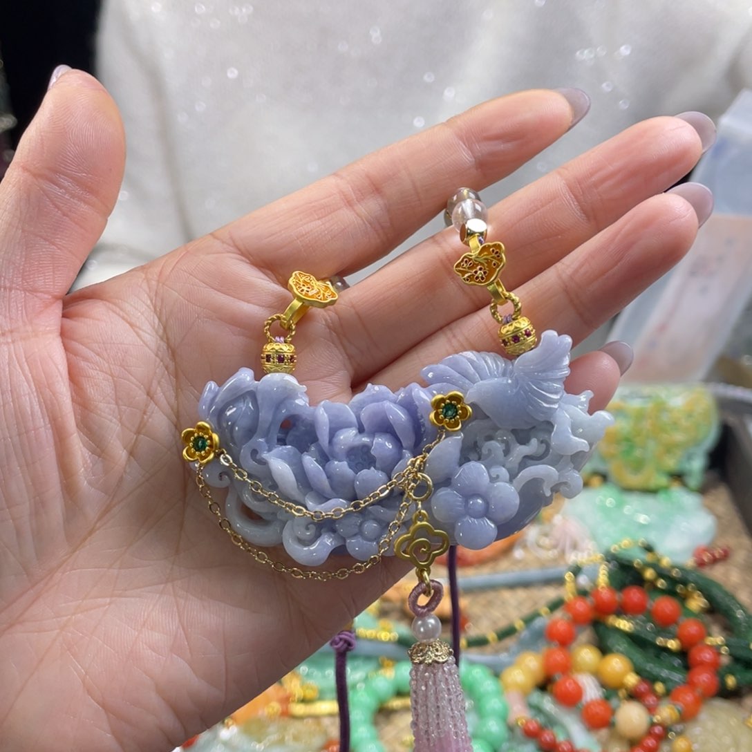 翡翠颈饰未镶嵌代编织