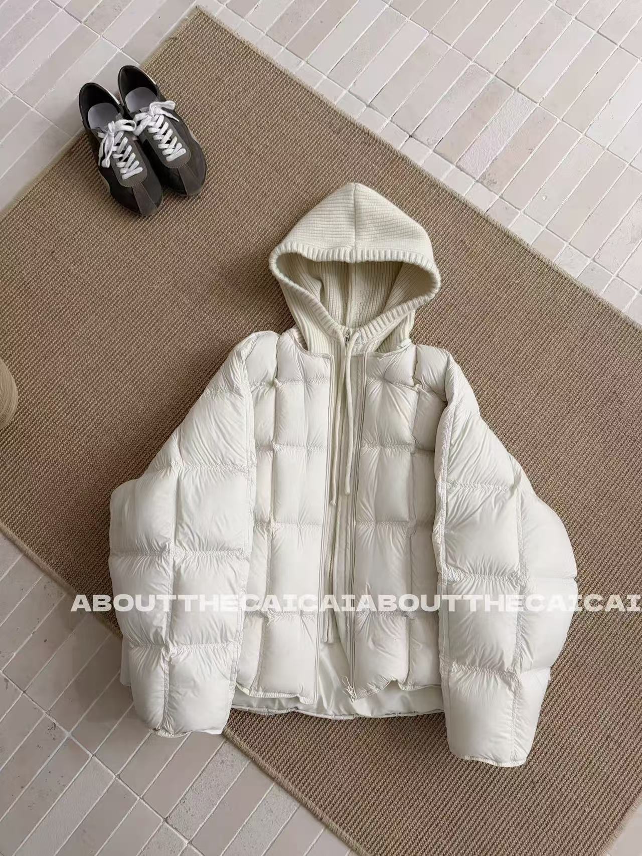 2025冬季新款时尚气质云朵泡芙连帽长袖假两件棉服外套女