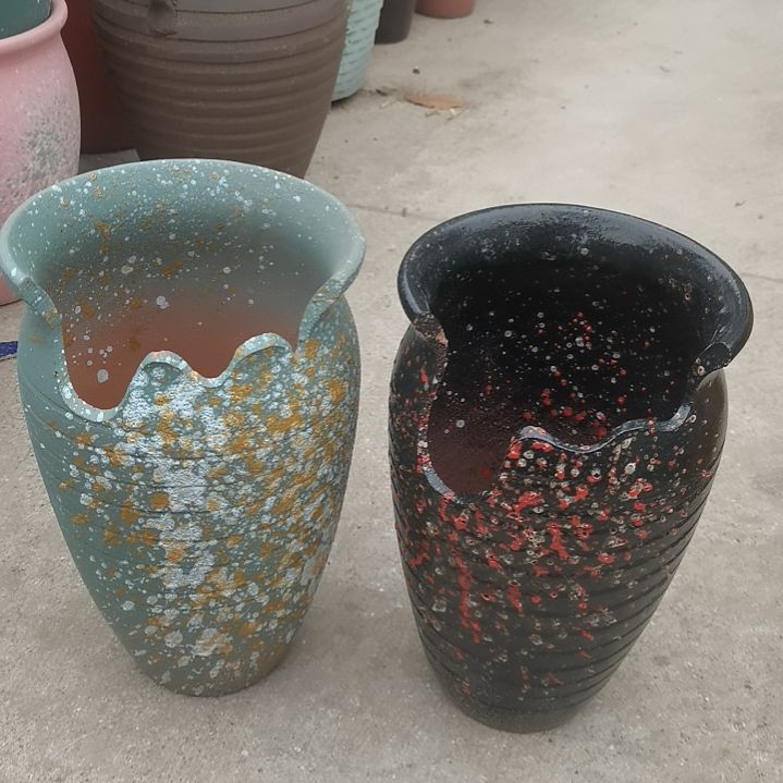 红陶口15高25两个盆子