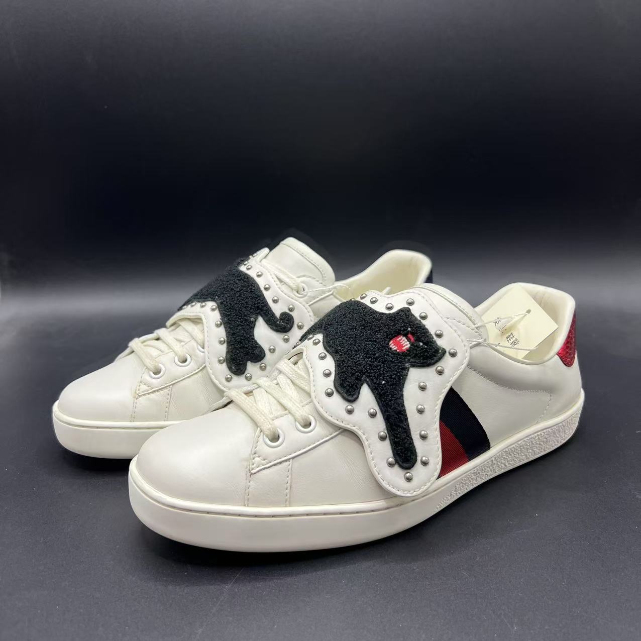 95新 GUCCI/古驰 男士潮流时尚百搭贴片白色板鞋40码 xh068