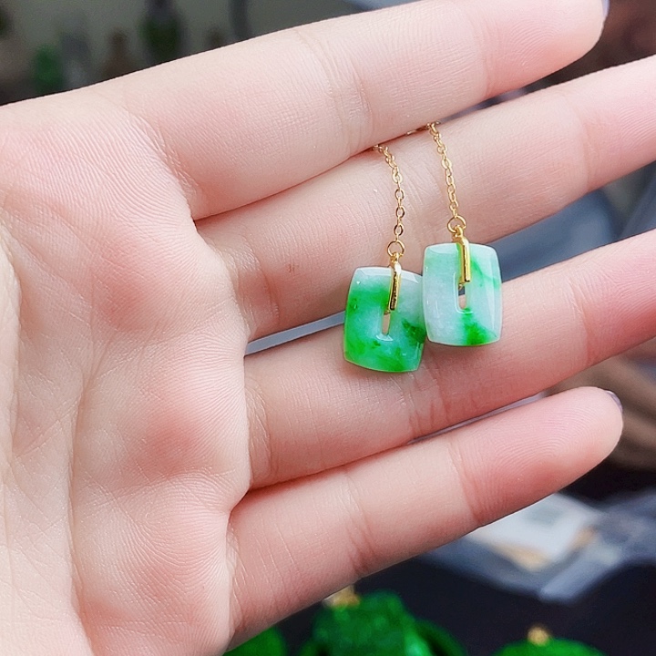 翡翠银S925镶嵌颈饰多样性