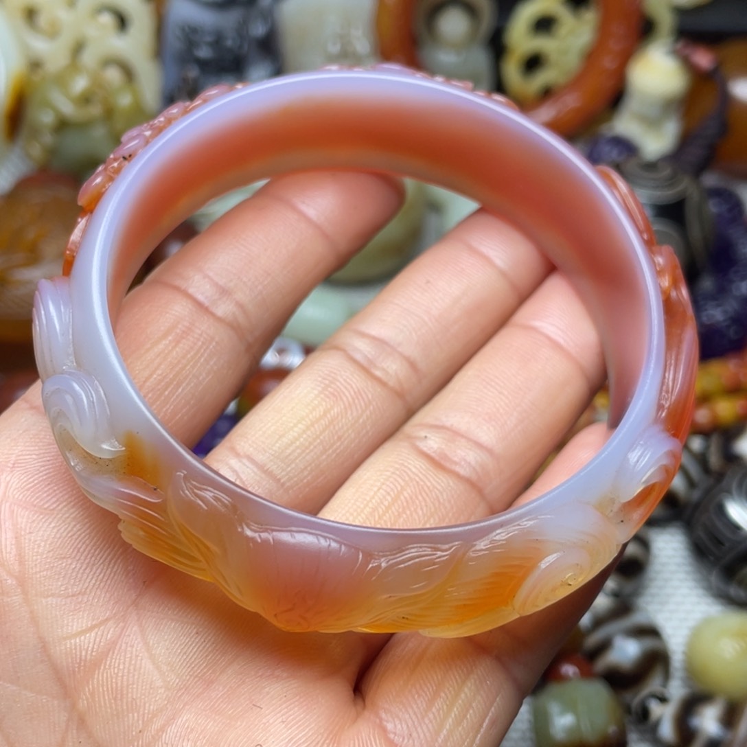 玛瑙/玉髓颈饰未镶嵌落**方