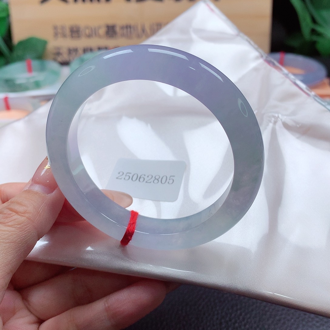 翡翠手镯未镶嵌天然A货翡翠手镯，101号