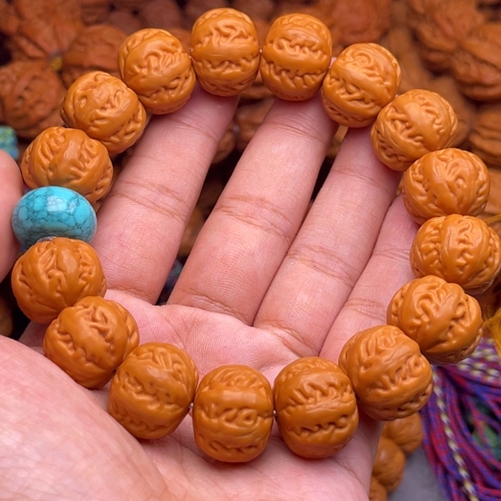 猴头核桃吊坠18麻花串绿