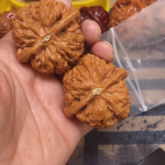 吊坠文玩核桃暮**发粗筋全品