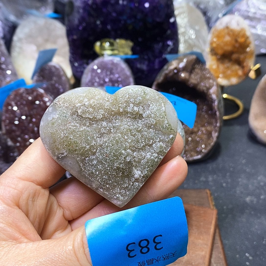 水晶大型摆件（非配饰）未镶嵌