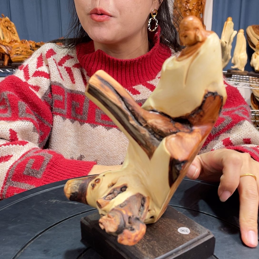 柏木（崖柏）随型艺术根雕