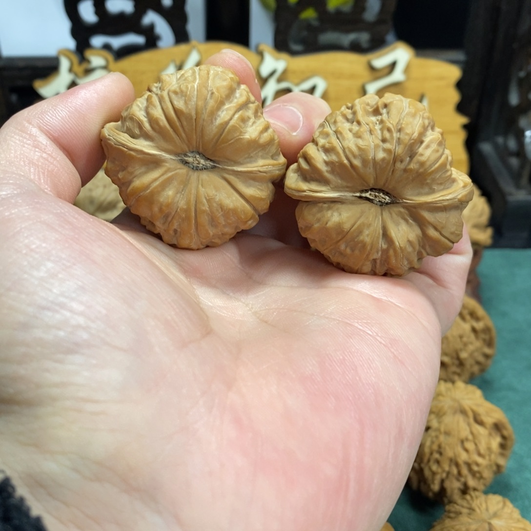 文玩核桃把件南瓜墩40