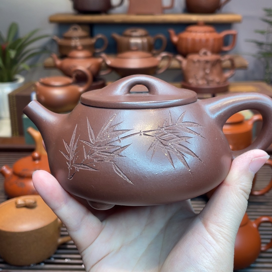 紫砂茶壶旗**尊紫砂茶具