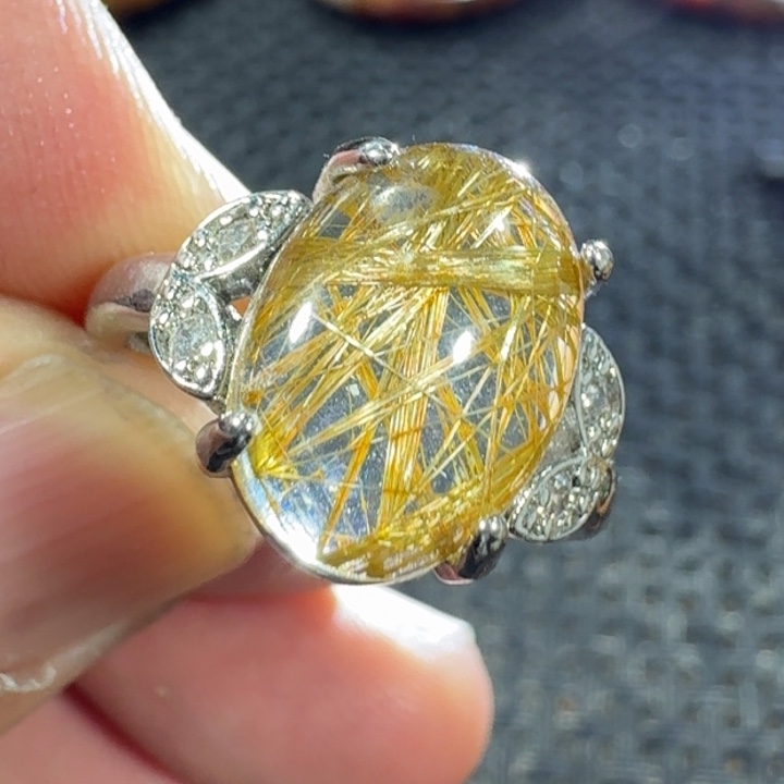 水晶吊坠(不含链)未镶嵌醉**山