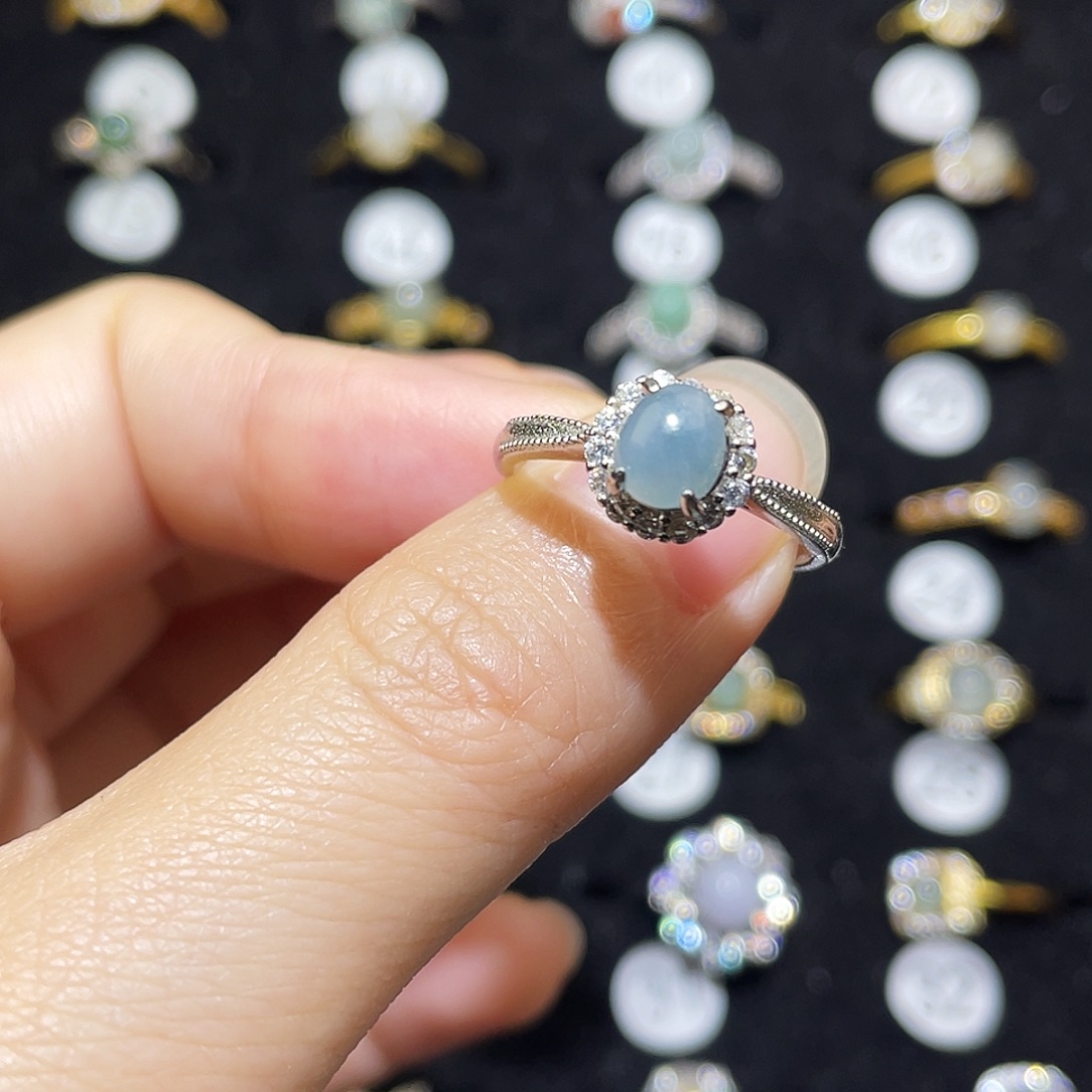 翡翠未镶嵌戒指戒指