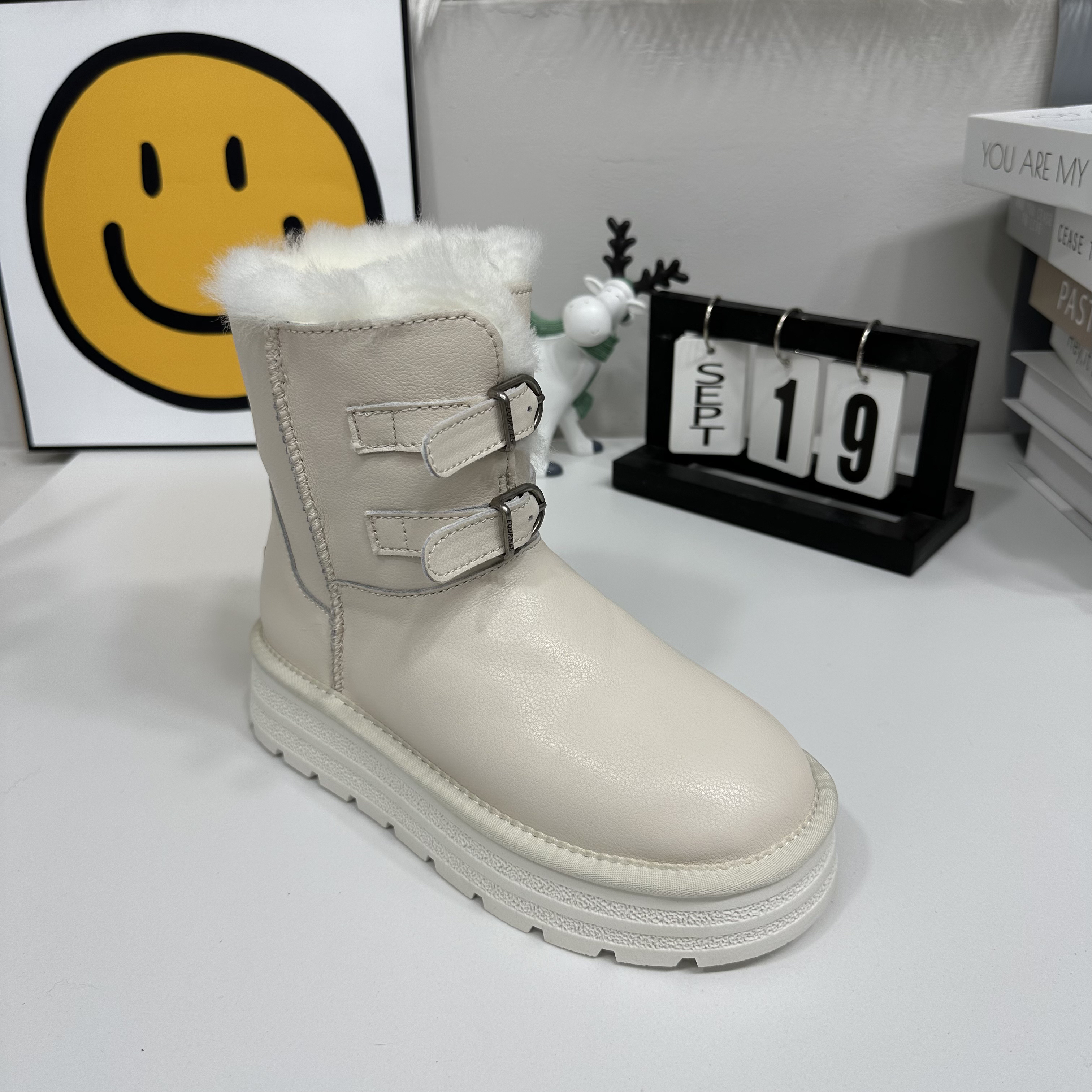 女士雪地靴真皮羊毛加厚保暖厚底增高防滑时尚休闲女棉鞋6806