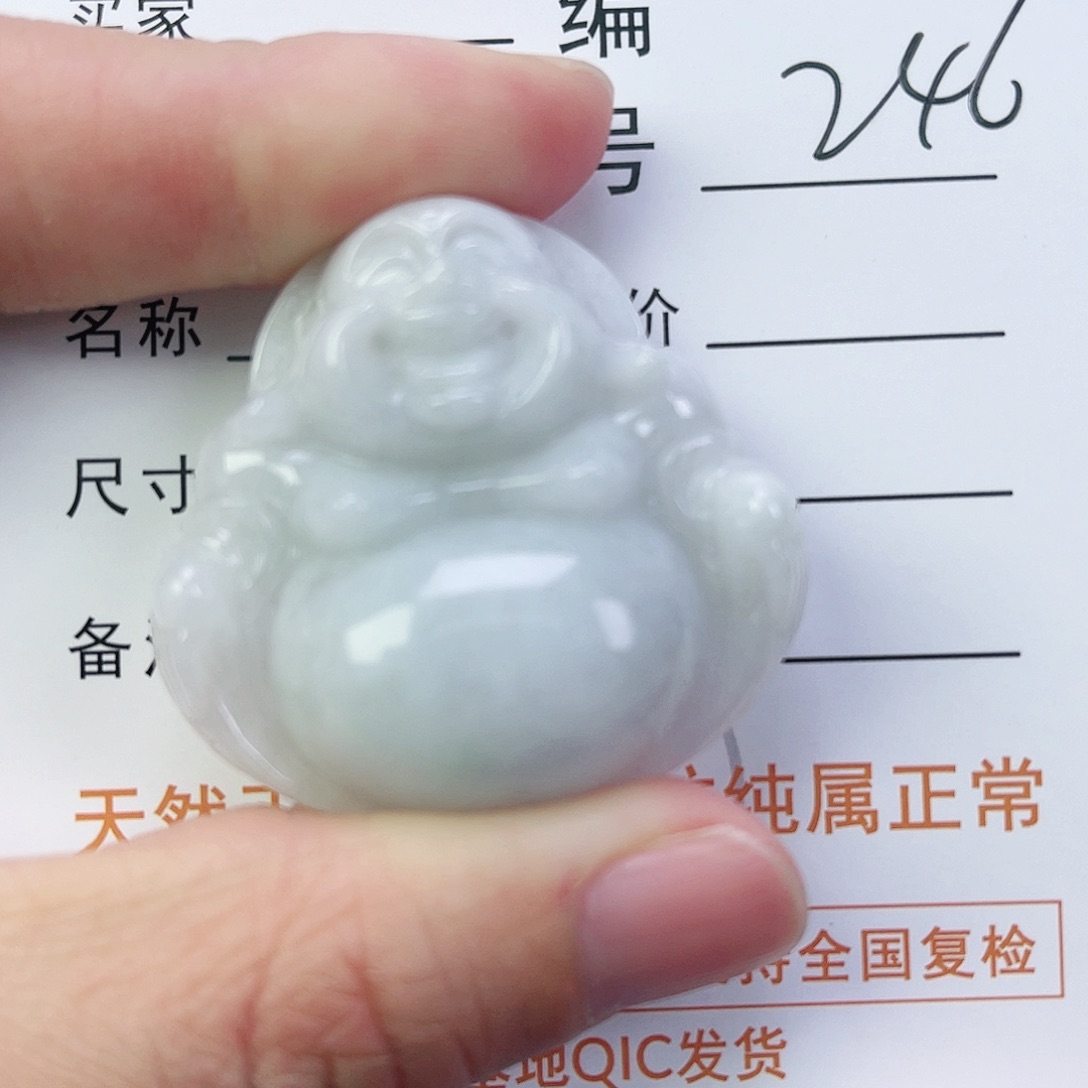 翡翠颈饰未镶嵌佛公