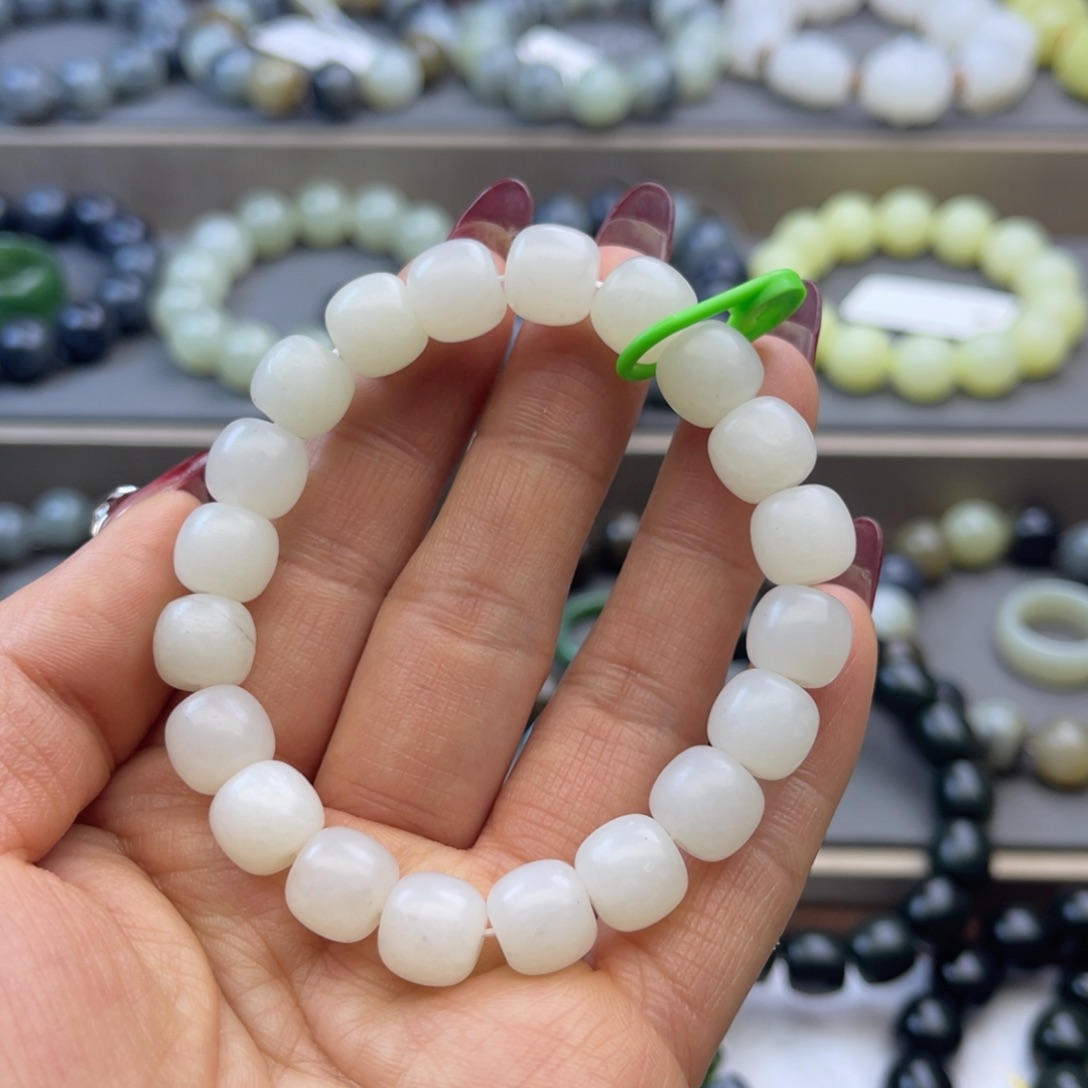 和田玉手链未镶嵌