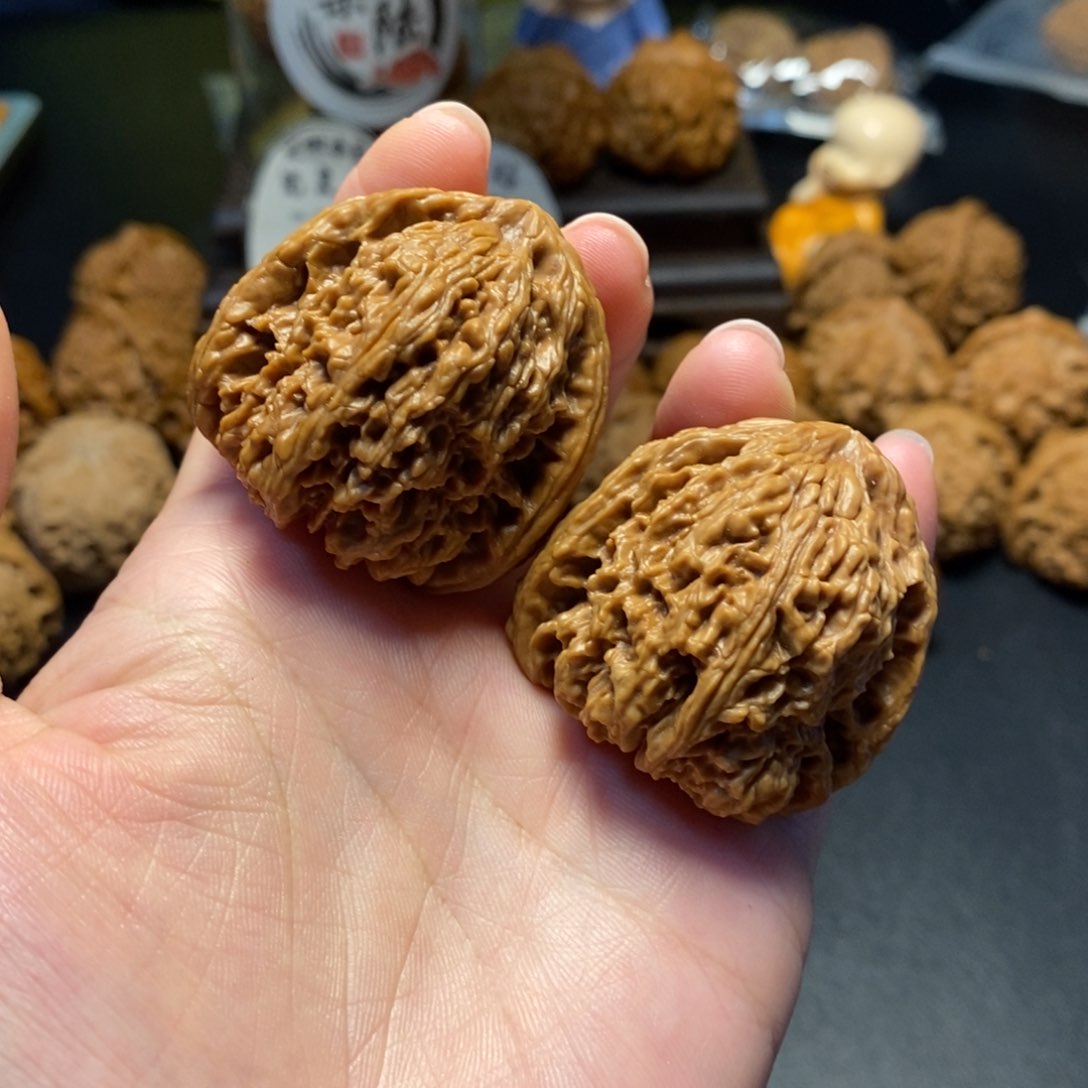 文玩核桃把件13号南疆石高炮38尺打底