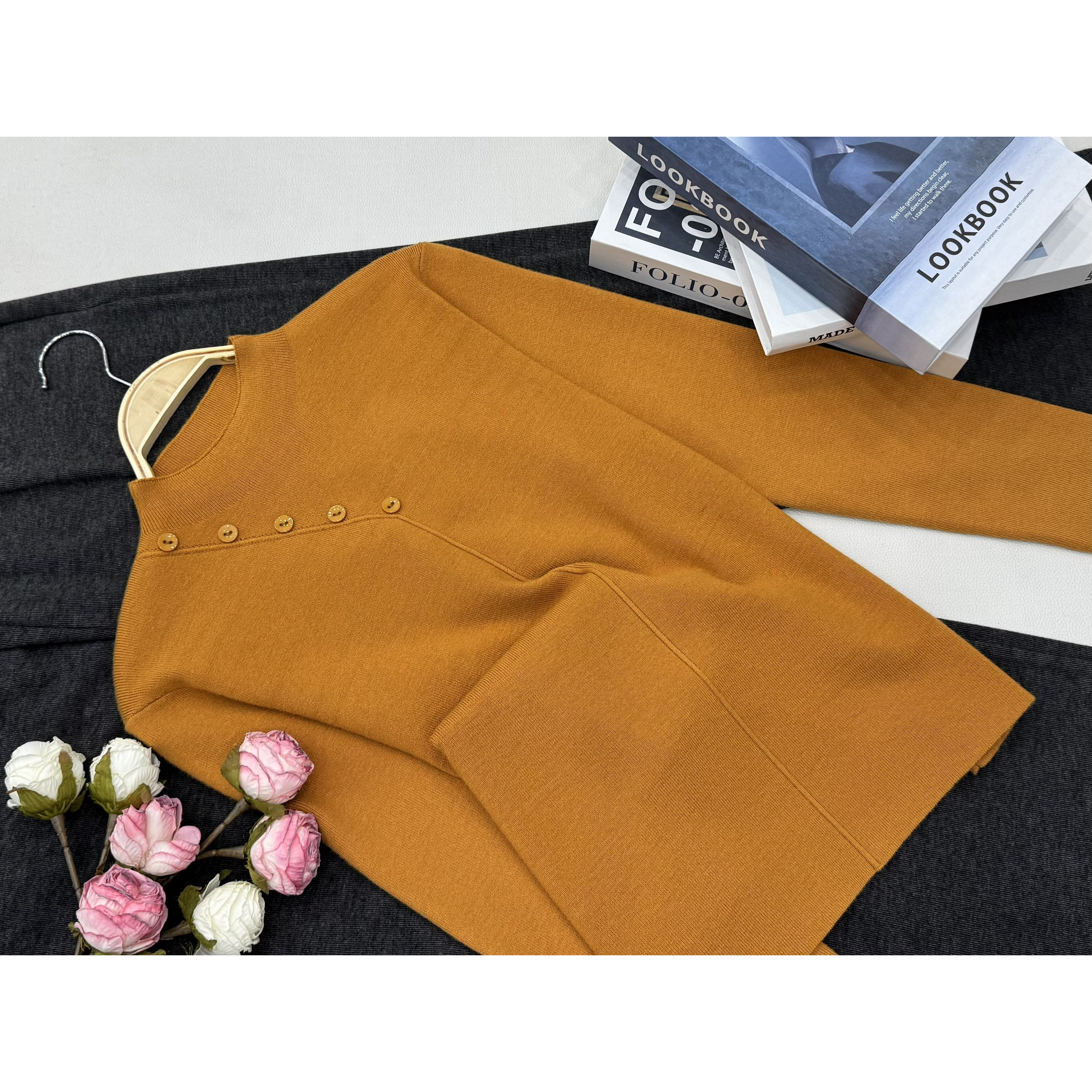 【橘色小纽扣套头】早秋新款时尚长袖针织上衣QC5908