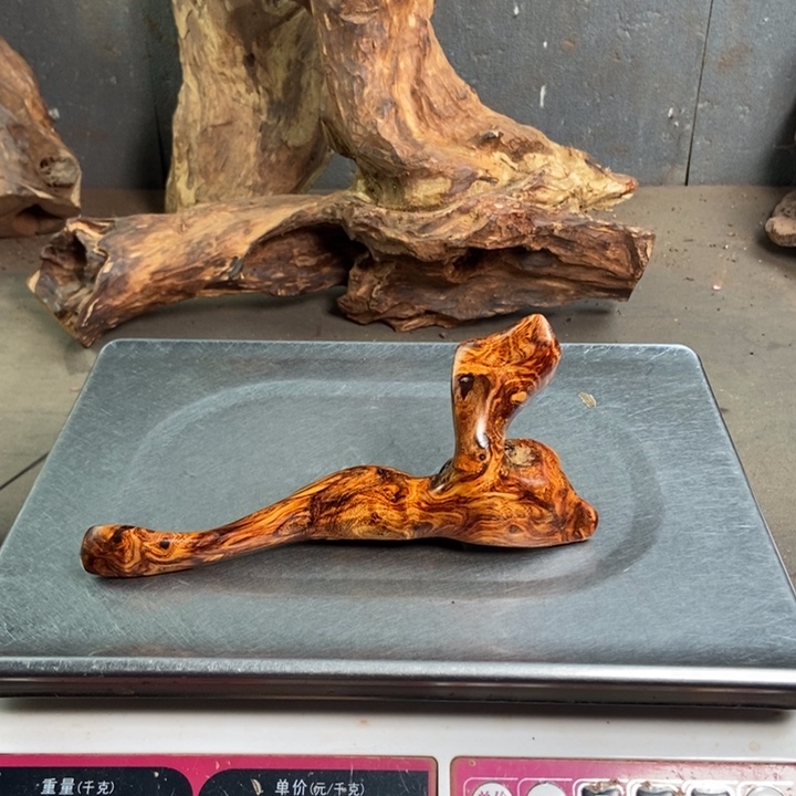 快***。黄花梨/降香黄檀海南黄花梨