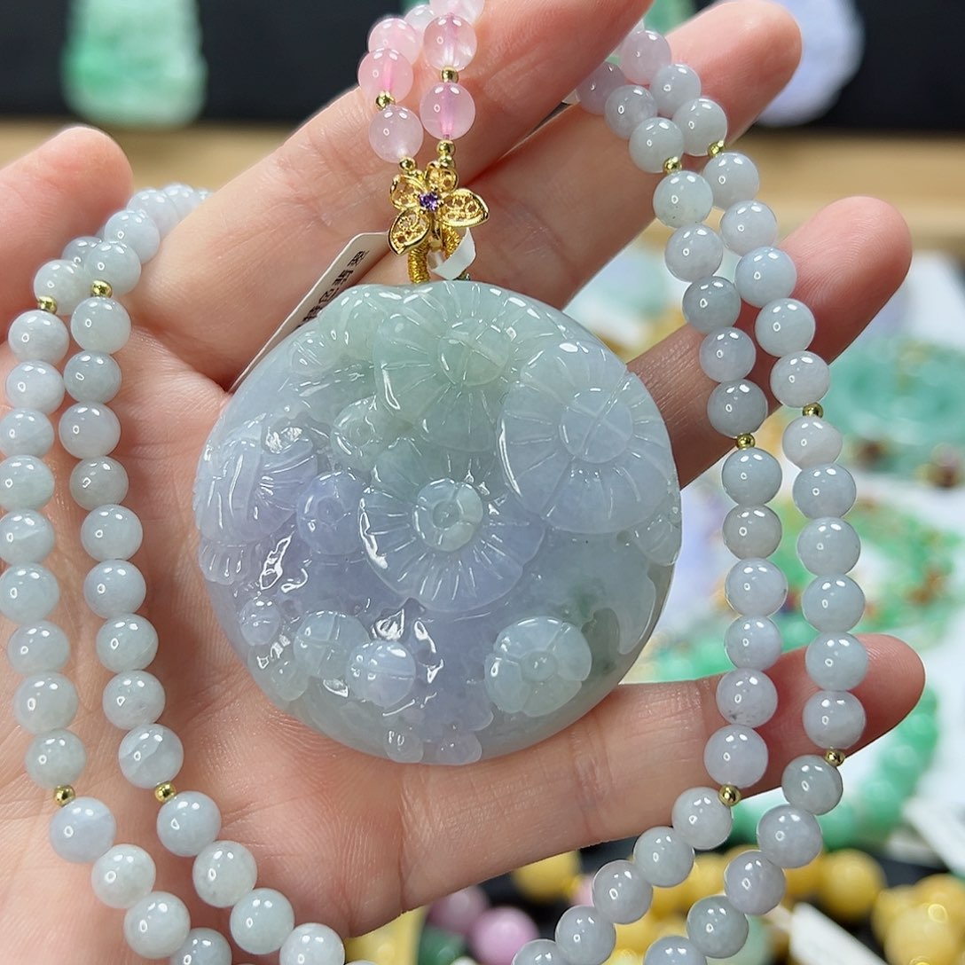 颈饰未镶嵌翡翠吊坠