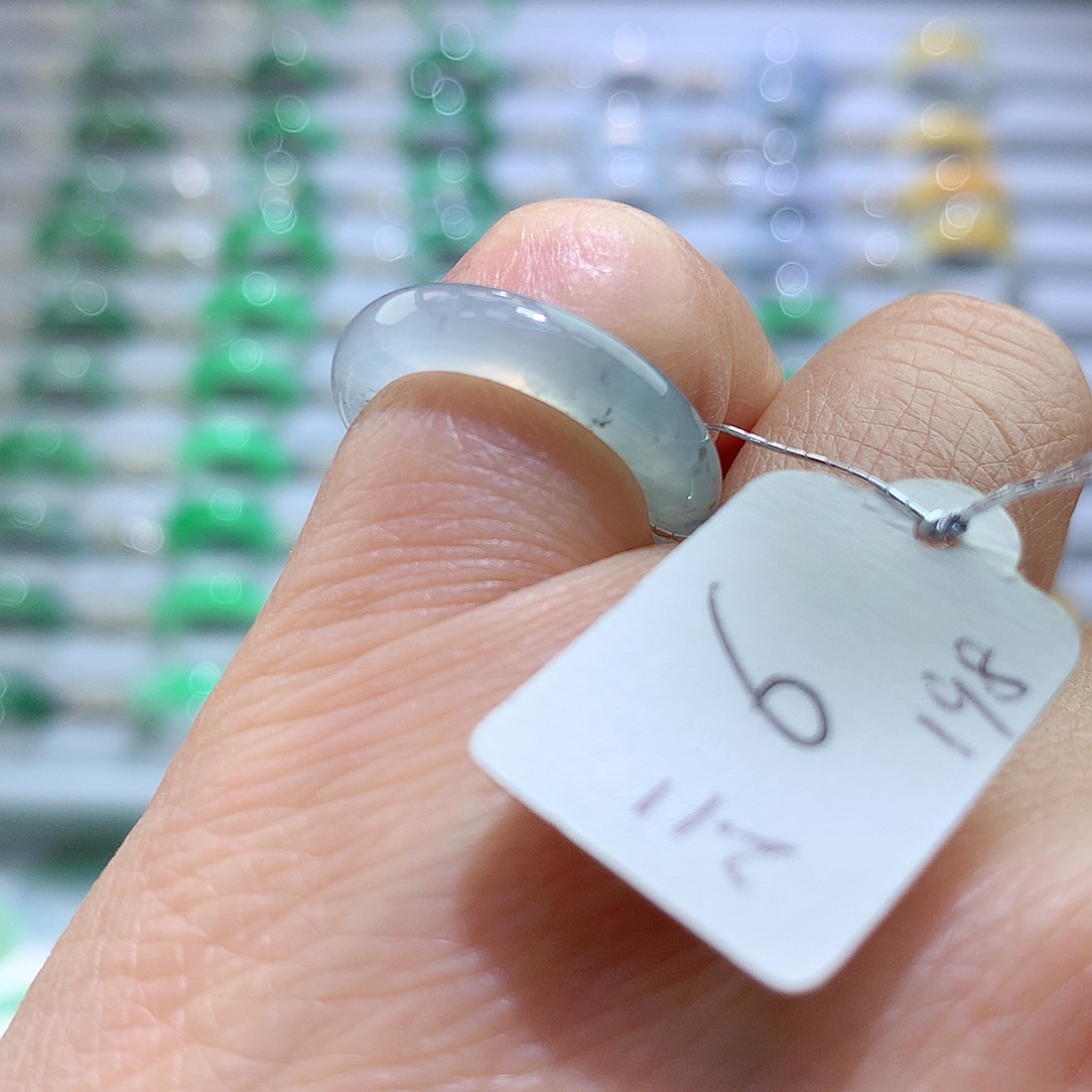 翡翠戒指未镶嵌6号