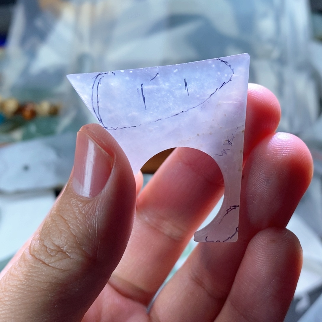 翡翠未镶嵌颈饰定制