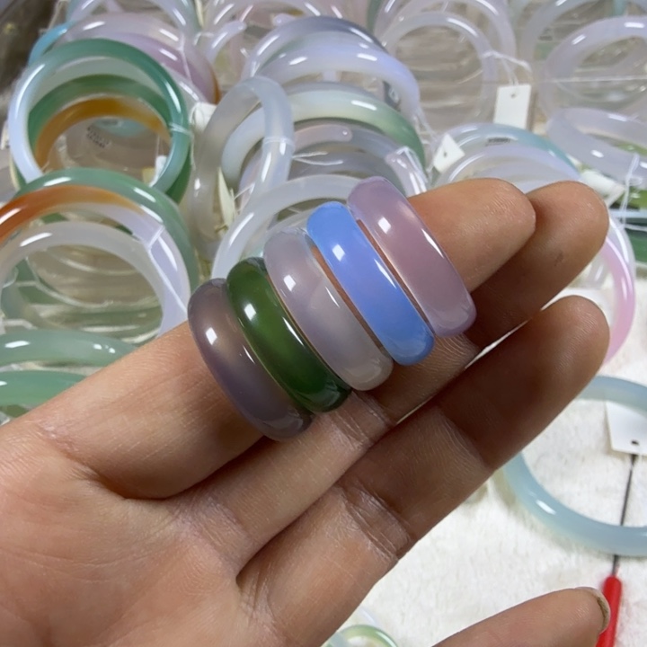 天***意玛瑙/玉髓未镶嵌手镯炎灿好物市集专属链接