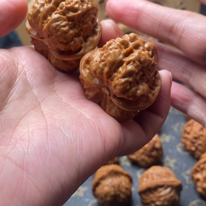 大****把件文玩核桃蛙蛙蛙