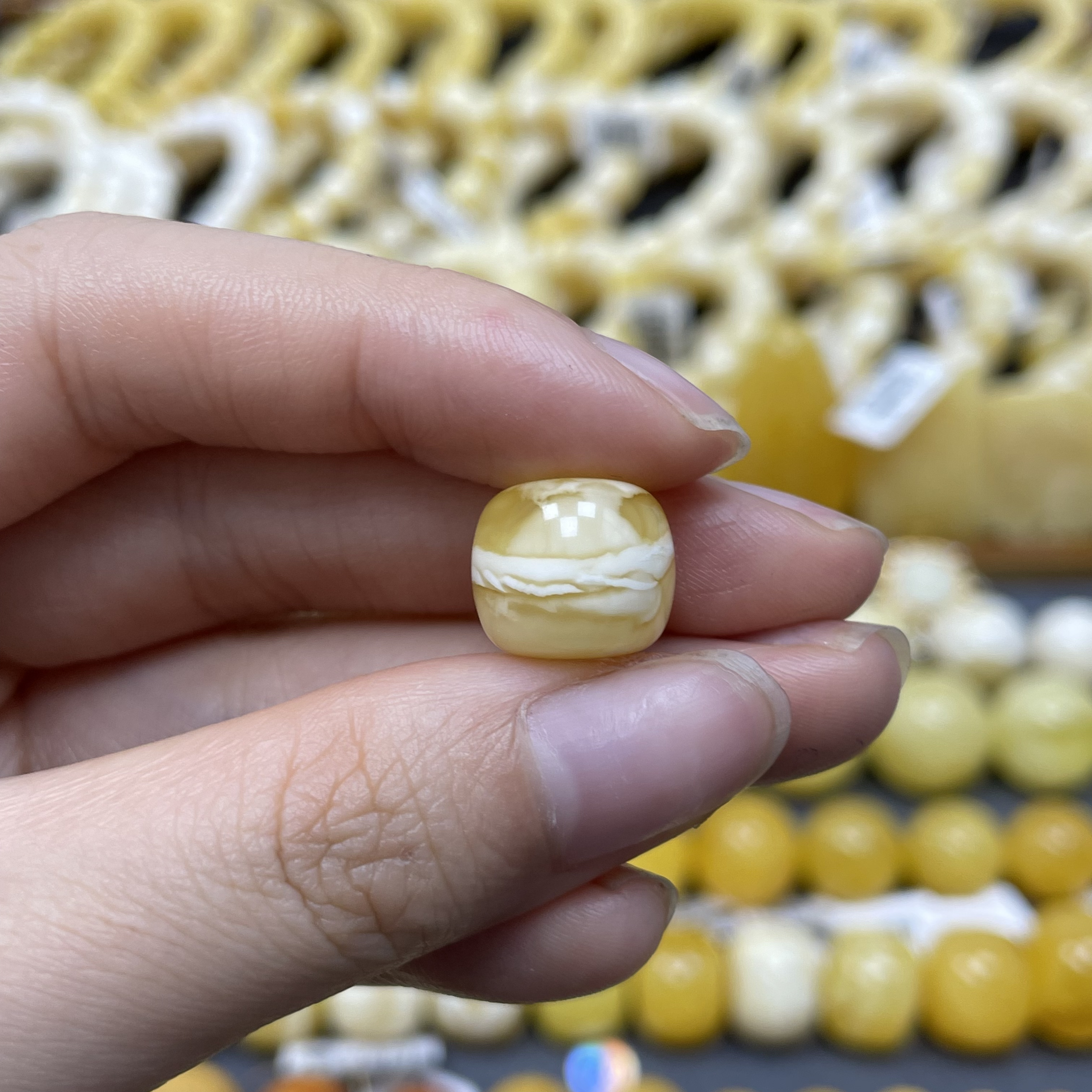 兰蜜珠宝天然原矿琥珀蜜蜡金瓷白特色“一线天”老型12.6✖️11mm