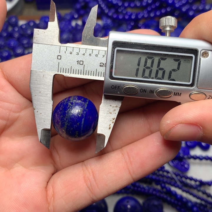 青金石未镶嵌18mm圆珠