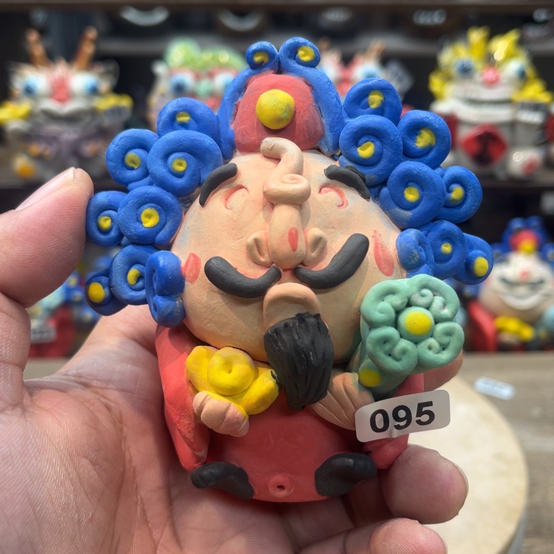 陶瓷纯手工抽象陶瓷摆件095