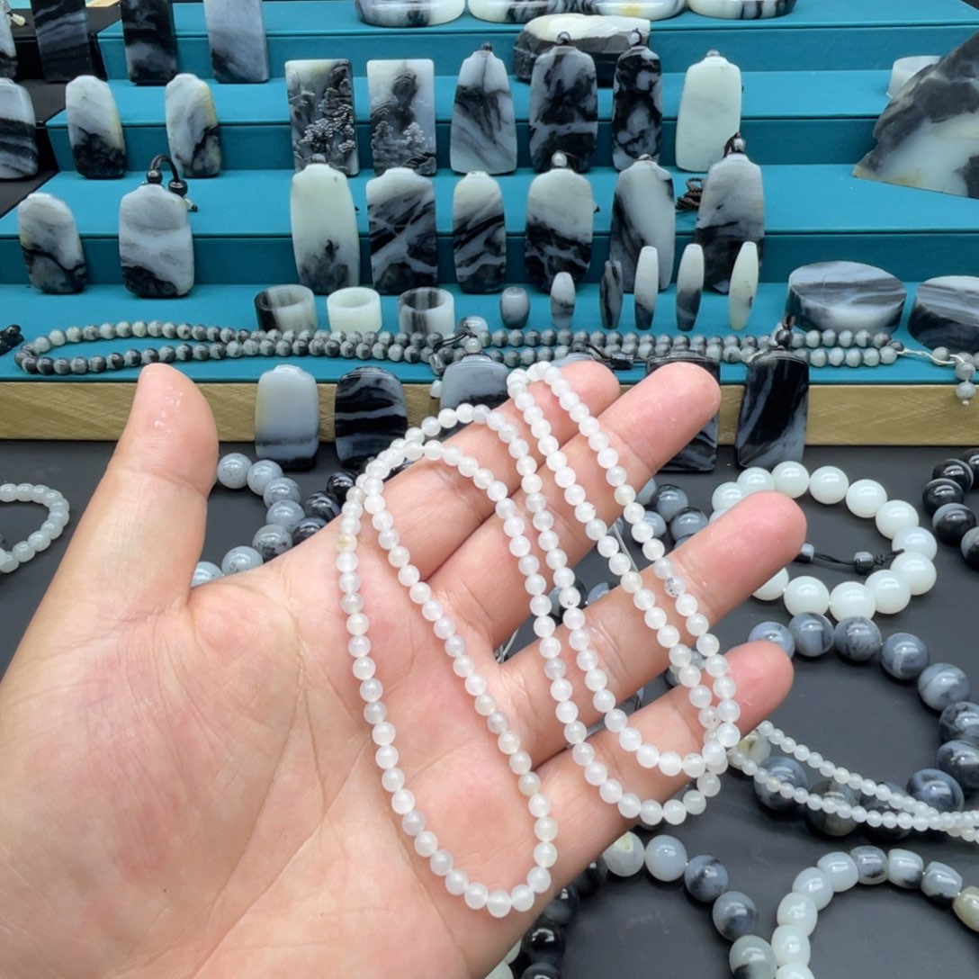 和田玉手串未镶嵌