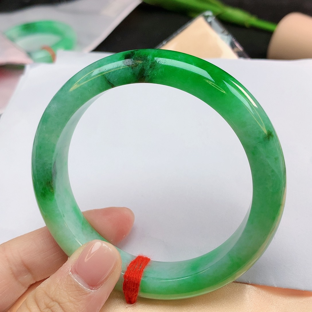 翡翠手镯未镶嵌61圈1149