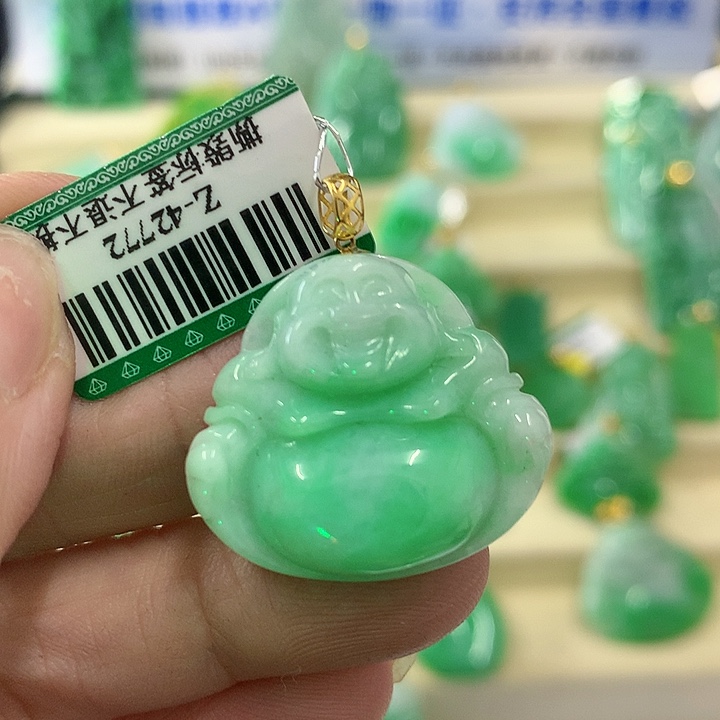 翡翠颈饰18K金镶嵌挂件