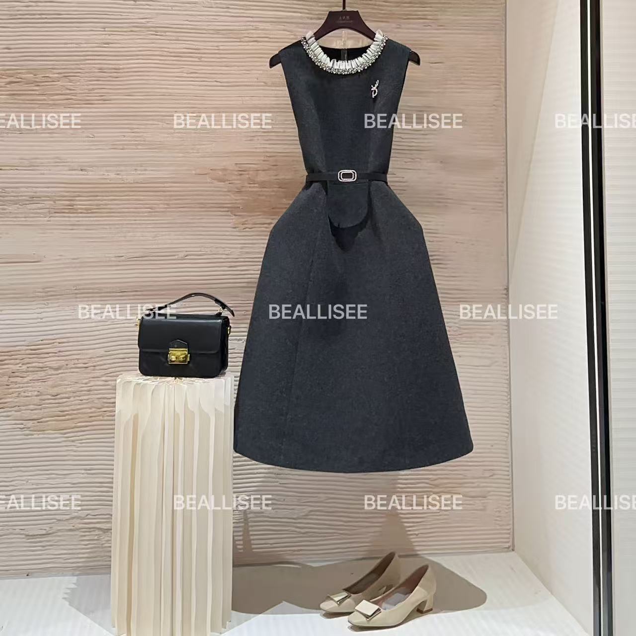 【宠粉价】秋冬新款无袖显瘦国风时尚宽松连衣裙W-A1781