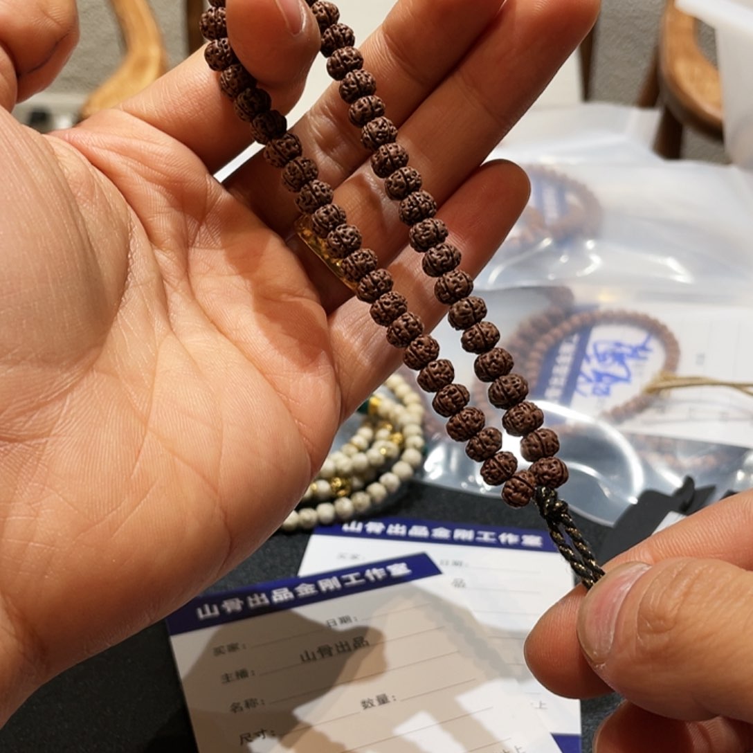 金刚菩提吊坠亼老树王7mm