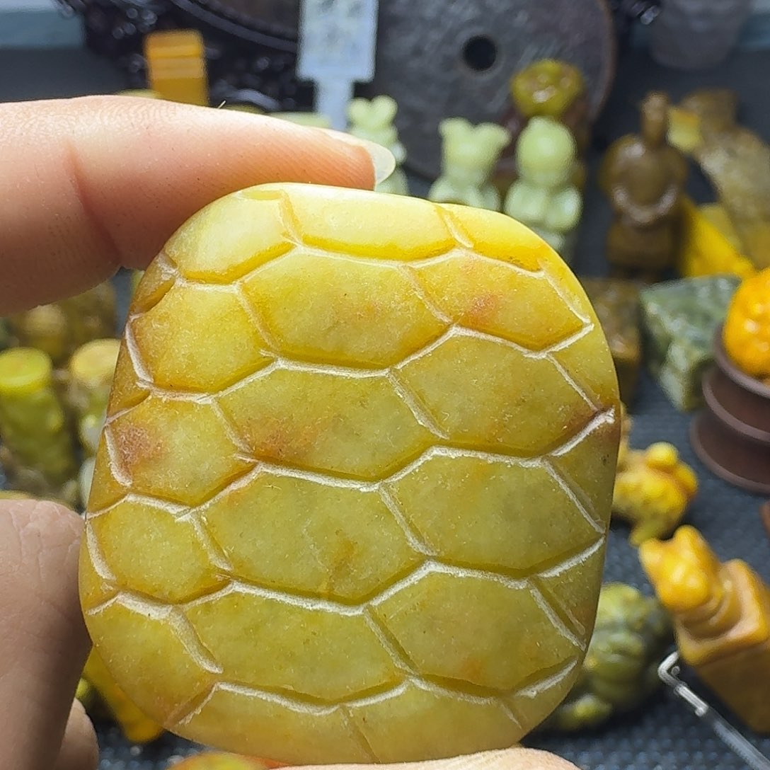 白玉菩提吊坠。。。